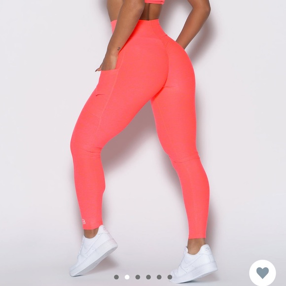 Bombshell Sportswear curves leggings in neon apricot pink size MEDIUM - Picture 2 of 6